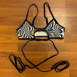 Multicolor Psychedelic Wave Print Buckle Detail Top